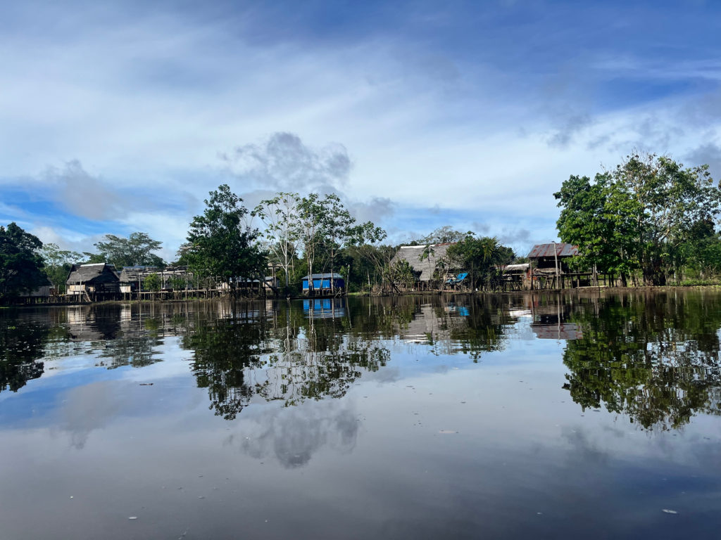 Peru 秘魯 Amazon Village 亞馬遜 rainforest 雨林