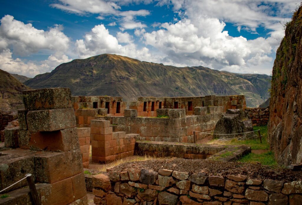 聖谷皮薩克遺址 Pisac Ruins 農業梯田與山景