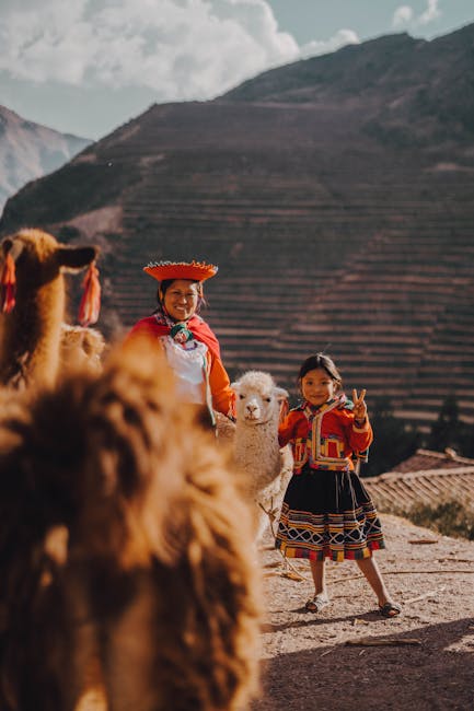 聖谷皮薩克遺址 Pisac Ruins 農業梯田與山景 秘書原住民 indigenos people