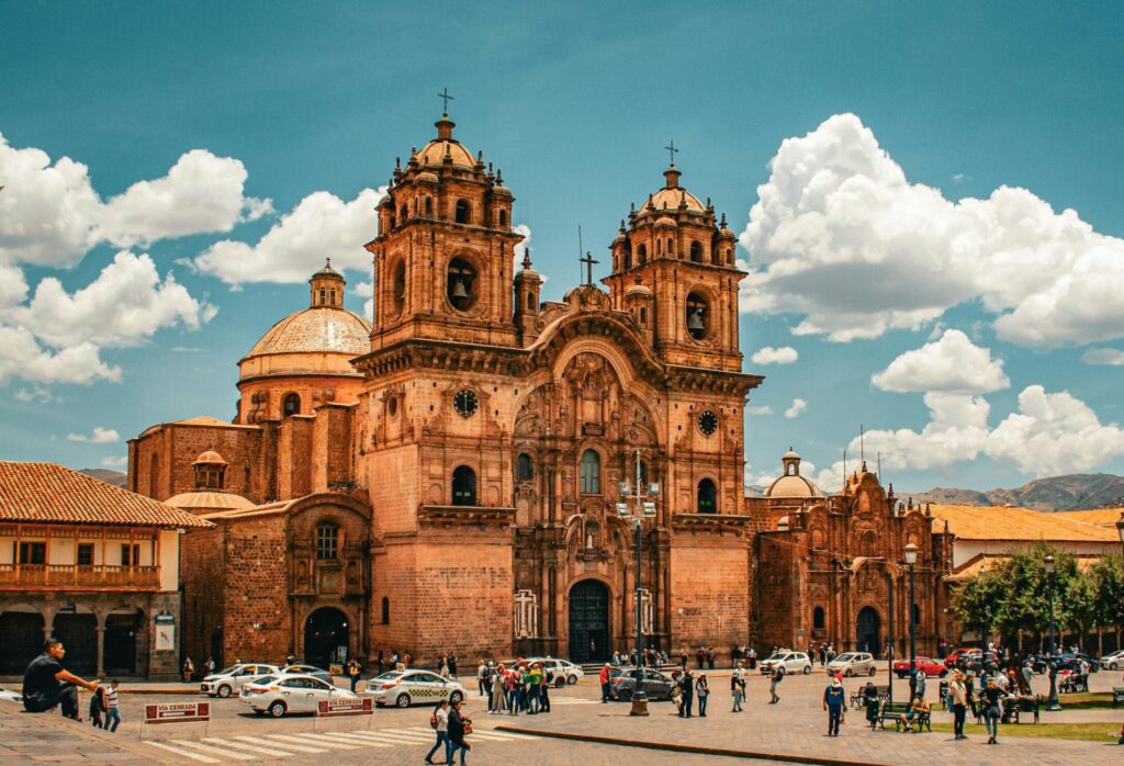 庫斯科武器廣場 Plaza de Armas Cusco 殖民建築與大教堂