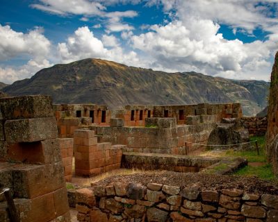 聖谷皮薩克遺址 Pisac Ruins 農業梯田與山景